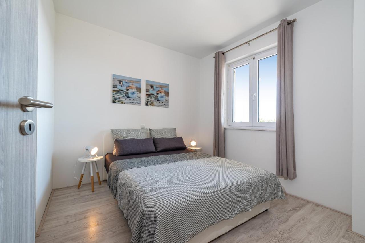 Appartamento House Of Dalmatia Pakoštane Esterno foto